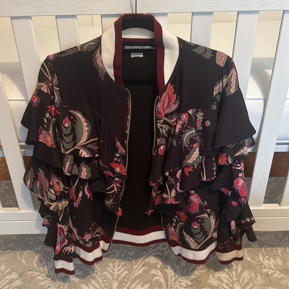 Patbo Ruffle Bomber - Picture 8 of 8